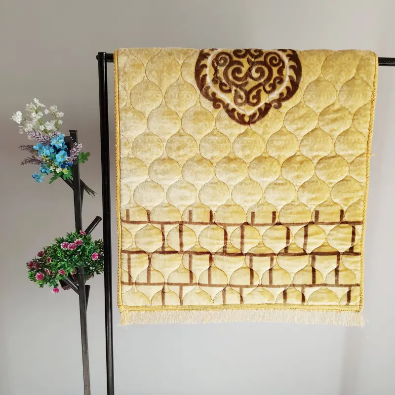 Handmade Prayer Rug/Mat - Minimal Sun Gold Ghilaf-e-Kaaba